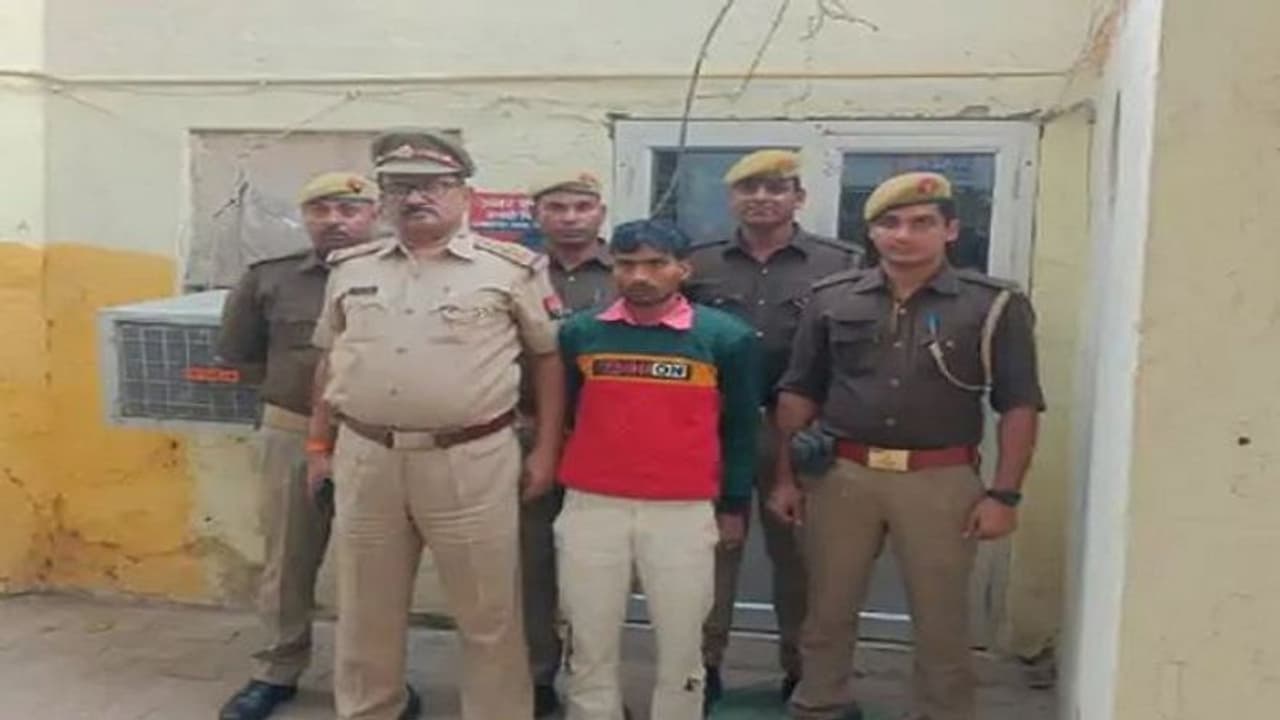 1 घंटे तक बहन प्रेमी को डंडे से पीटा, चाकू से गला रेतकर मरने तक तड़पता हुआ देखा, थाने में मुस्कुराता रहा भाई 1 घंटे तक बहन प्रेमी को डंडे से पीटा, चाकू से गला रेतकर मरने तक तड़पता हुआ देखा, थाने में मुस्कुराता रहा भाई