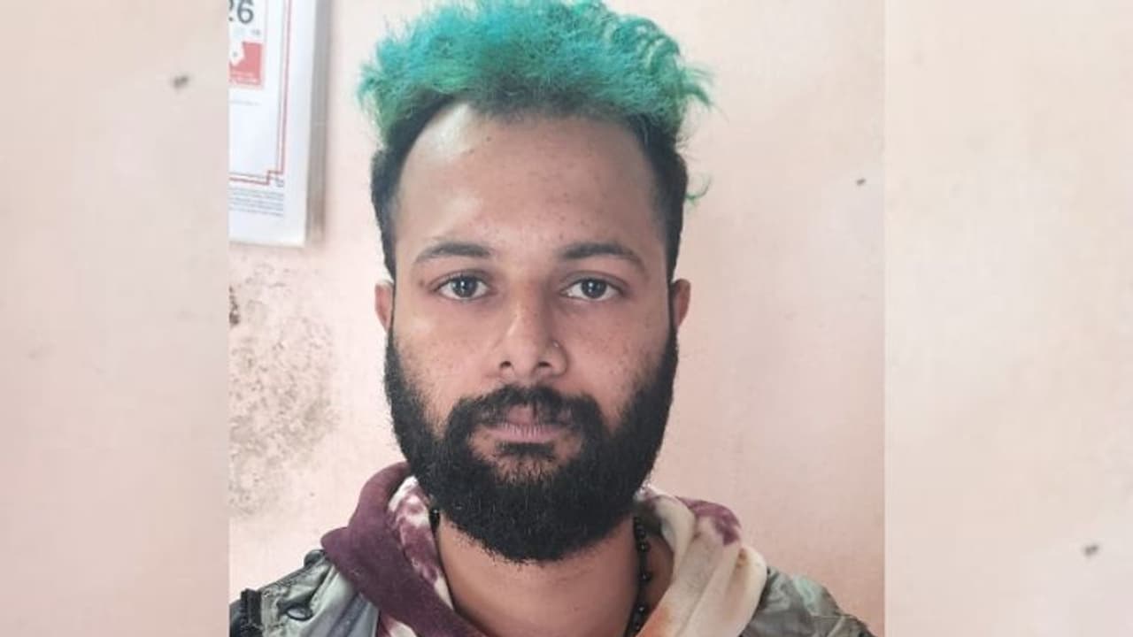 നിരോധിത മയക്കുമരുന്നുമായി സിനിമ സ്റ്റില് ഫോട്ടോഗ്രാഫര് അറസ്റ്റില് നിരോധിത മയക്കുമരുന്നുമായി സിനിമ സ്റ്റില് ഫോട്ടോഗ്രാഫര് അറസ്റ്റില്