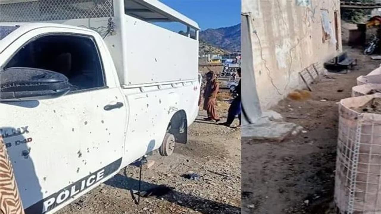 దారుణం.. పాకిస్థాన్ లో పోలీసు స్టేషన్ పై తాలిబన్ల దాడి.. వాహనానికి నిప్పు పెట్టి, ఇద్దరు పోలీసుల హత్య.. దారుణం.. పాకిస్థాన్ లో పోలీసు స్టేషన్ పై తాలిబన్ల దాడి.. వాహనానికి నిప్పు పెట్టి, ఇద్దరు పోలీసుల హత్య..