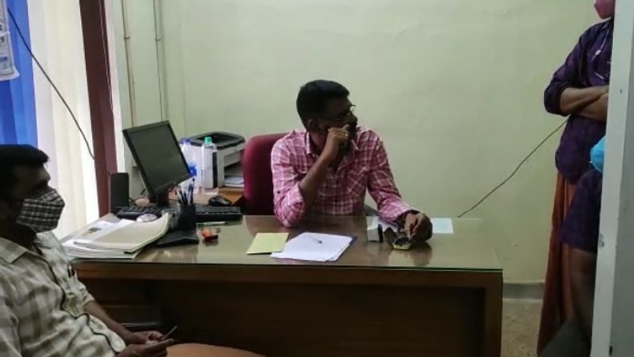 കരാറുകാരനിൽ നിന്ന് കൈക്കൂലി വാങ്ങി; അസിസ്റ്റന്റ് എഞ്ചിനിയറെ കയ്യോടെ പൊക്കി വിജിലൻസ്