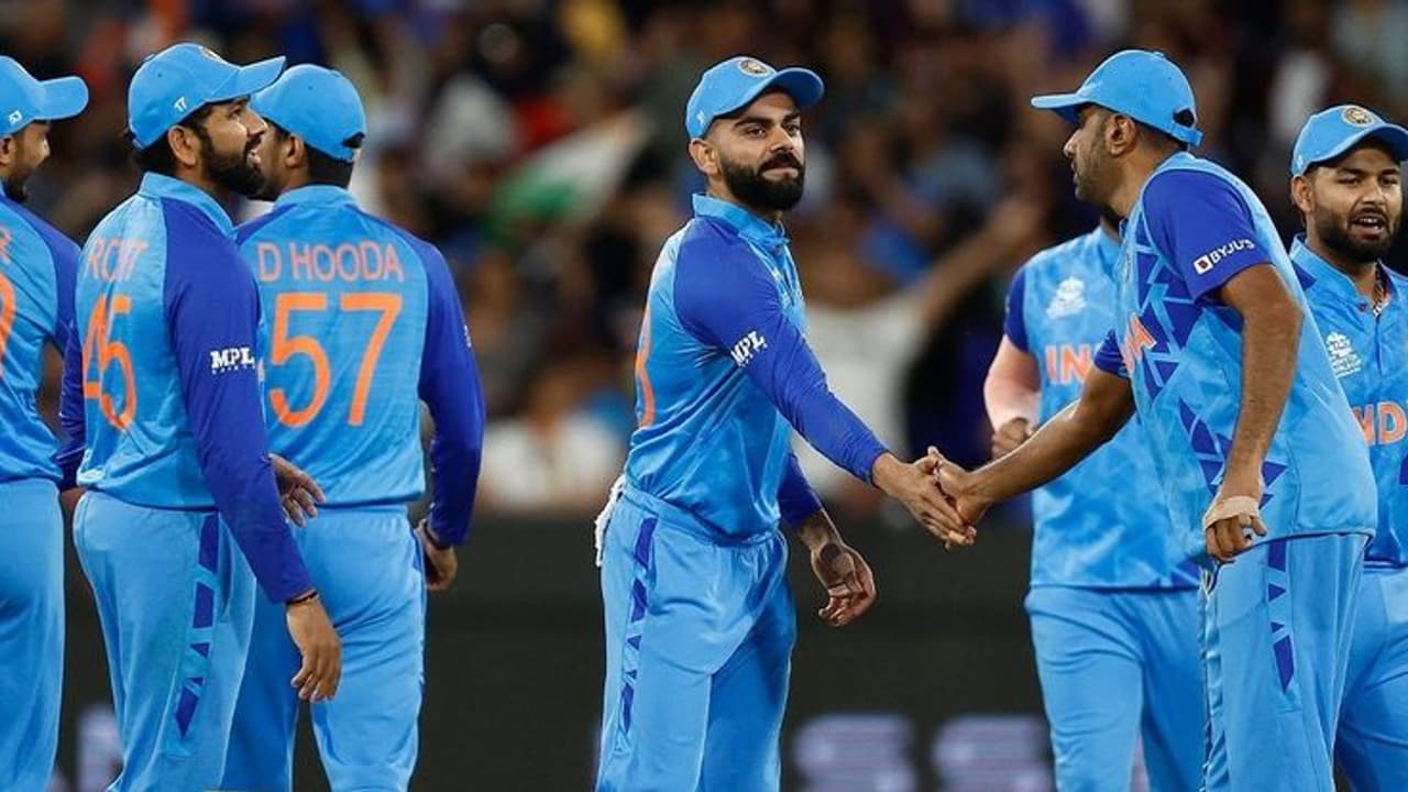 ಟೀಂ ಇಂಡಿಯಾಗೆ ಚೋಕರ್ಸ್ ಪಟ್ಟ, ಮಿಸ್ ಯು ಧೋನಿ ಎಂದ ಭಾರತ! ಟೀಂ ಇಂಡಿಯಾಗೆ ಚೋಕರ್ಸ್ ಪಟ್ಟ, ಮಿಸ್ ಯು ಧೋನಿ ಎಂದ ಭಾರತ!