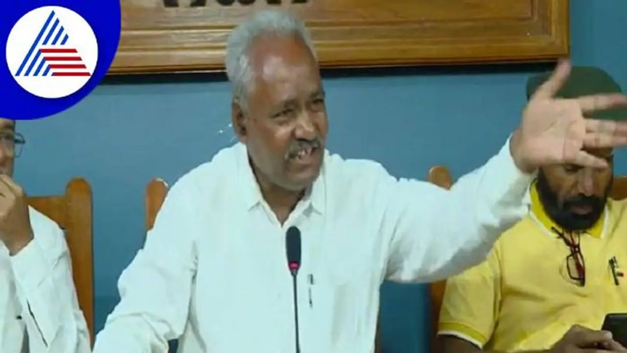 ಹಿಂದೂ ಅನ್ನೋದು ನಾಗರಿಕ ಸಮಾಜ ಬಳಸದಂತ ಪದವಾಗಿದೆ: ಸಾಹಿತಿ ಸೂಳಿಭಾವಿ ಹಿಂದೂ ಅನ್ನೋದು ನಾಗರಿಕ ಸಮಾಜ ಬಳಸದಂತ ಪದವಾಗಿದೆ: ಸಾಹಿತಿ ಸೂಳಿಭಾವಿ