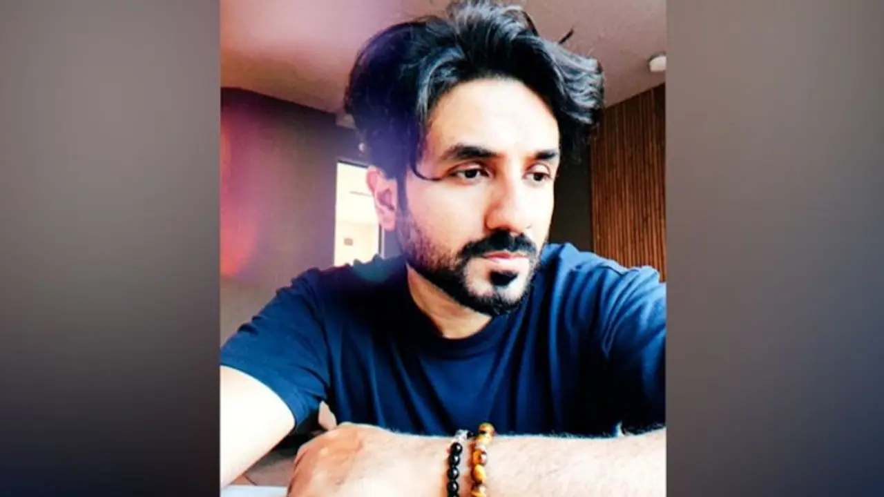 TMC invites comedian Vir Das to Kolkata after Bengaluru show cancelled TMC invites comedian Vir Das to Kolkata after Bengaluru show cancelled