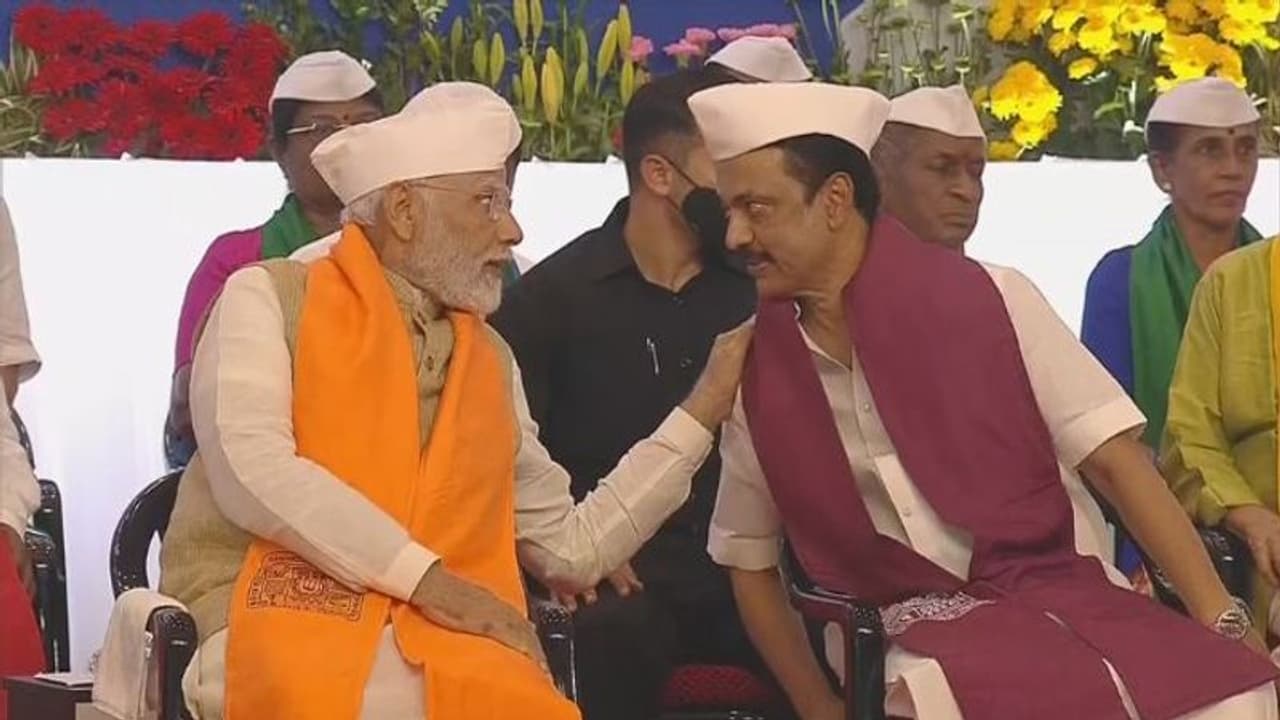 கல்வியை மாநிலப் பட்டியலில் சேர்க்க வேண்டும்.. பிரதமருக்கு கோரிக்கை வைத்த முதல்வர் ஸ்டாலின் !