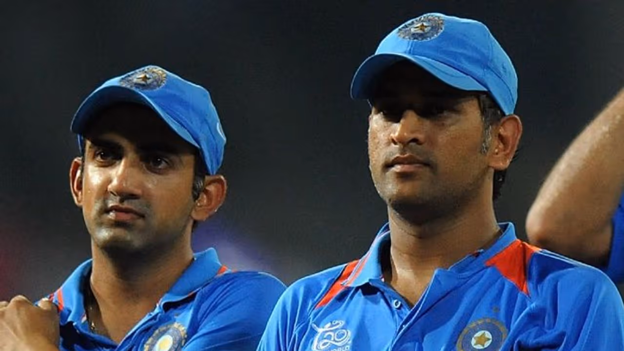 'അതൊക്കെ അവനെക്കൊണ്ട് മാത്രമെ കഴിയൂ', ഒടുവില് ധോണിയെ വാഴ്ത്തി ഗംഭീര് 'അതൊക്കെ അവനെക്കൊണ്ട് മാത്രമെ കഴിയൂ', ഒടുവില് ധോണിയെ വാഴ്ത്തി ഗംഭീര്