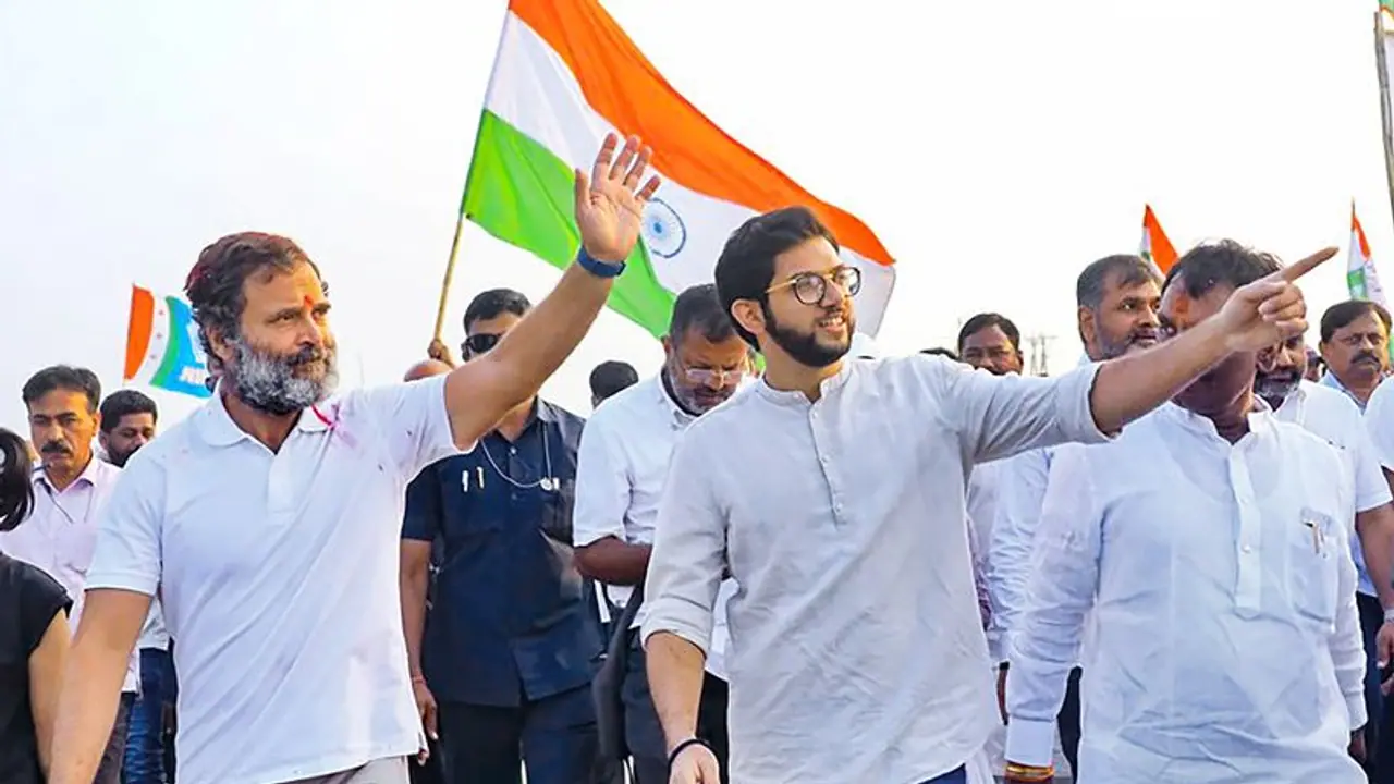 ರಾಹುಲ್ ಗಾಂಧಿ ಯಾತ್ರೆ ನಿಲ್ಲಿಸಲು ಕೇಂದ್ರ ಸರ್ಕಾರ ಕೋವಿಡ್ ವೈರಸ್ ಬಿಟ್ಟಿದೆ: ಉದ್ಧವ್ ಠಾಕ್ರೆ ಬಣ ರಾಹುಲ್ ಗಾಂಧಿ ಯಾತ್ರೆ ನಿಲ್ಲಿಸಲು ಕೇಂದ್ರ ಸರ್ಕಾರ ಕೋವಿಡ್ ವೈರಸ್ ಬಿಟ್ಟಿದೆ: ಉದ್ಧವ್ ಠಾಕ್ರೆ ಬಣ