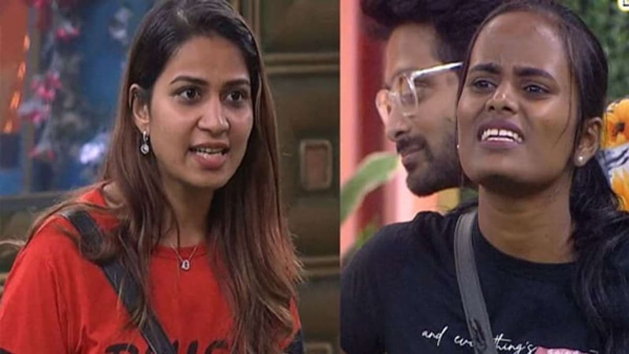 Bigg Boss Telugu 6: హౌస్ కెప్టెన్ గా ఫైమా... జైలుకెళ్లిన ఇనయా! Bigg Boss Telugu 6: హౌస్ కెప్టెన్ గా ఫైమా... జైలుకెళ్లిన ఇనయా!