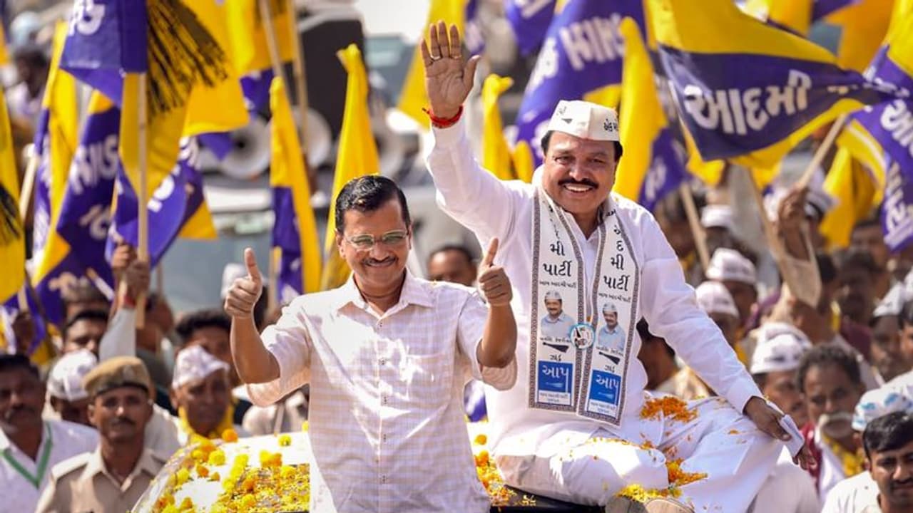 'Make Delhi clean, beautiful': Arvind Kejriwal to voters; asks them 'not to vote for corrupt' 'Make Delhi clean, beautiful': Arvind Kejriwal to voters; asks them 'not to vote for corrupt'