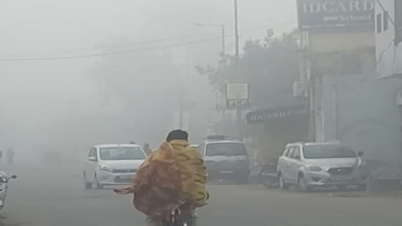 राजस्थान में कड़ाके की सर्दी की शुरुआत : नवंबर में ही इस शहर में तापमान 10 डिग्री से आया नीचे राजस्थान में कड़ाके की सर्दी की शुरुआत : नवंबर में ही इस शहर में तापमान 10 डिग्री से आया नीचे