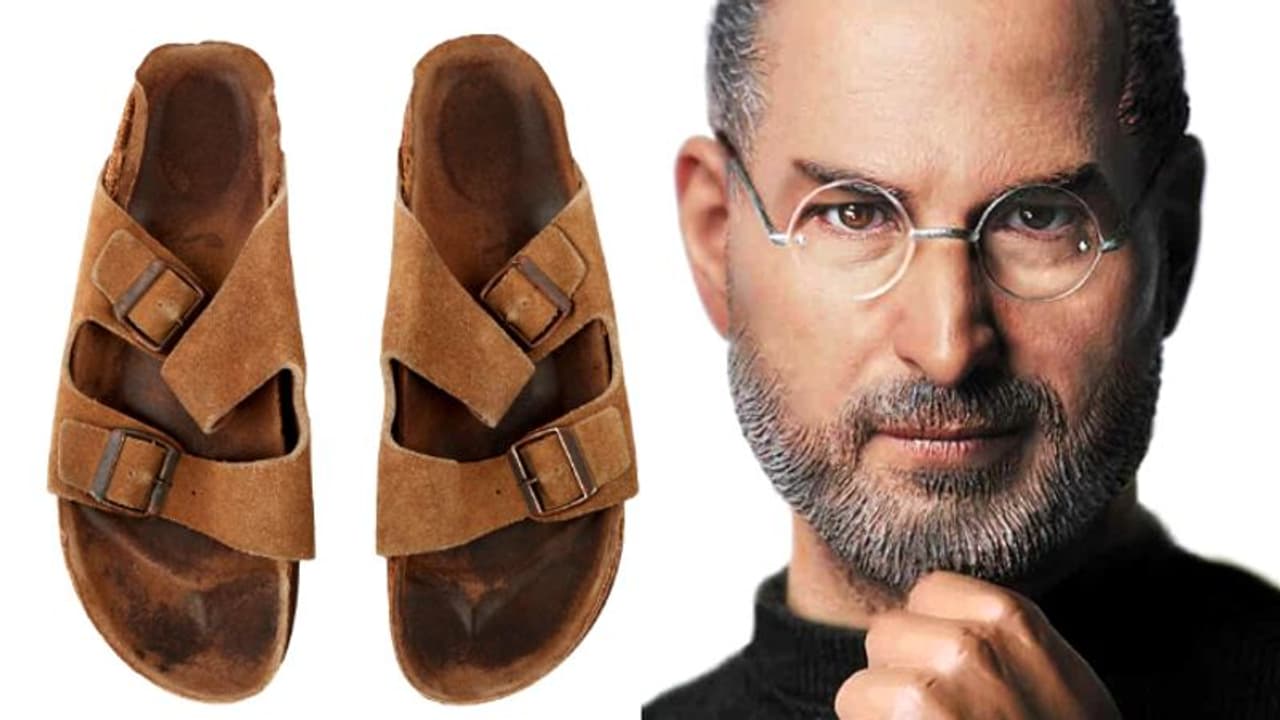 സ്റ്റീവ് ജോബ്സിന്റെ ചെരുപ്പ് ലേലത്തിന്; 80,000 ഡോളർ വരെ വില ലഭിച്ചേക്കും സ്റ്റീവ് ജോബ്സിന്റെ ചെരുപ്പ് ലേലത്തിന്; 80,000 ഡോളർ വരെ വില ലഭിച്ചേക്കും