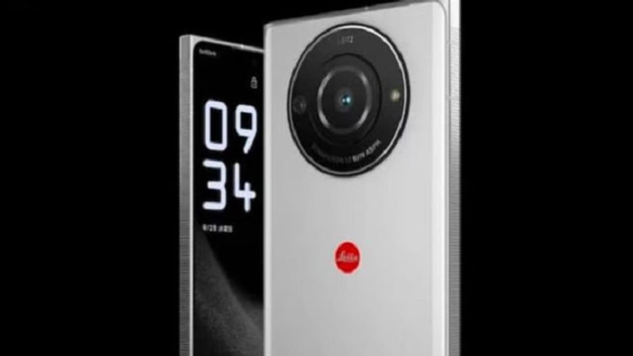 ఐఫోన్ కి పోటీగా బిగ్ కెమెరాతో మార్కెట్లోకి కొత్త ఫోన్.. స్పెషల్ ఫీచర్స్ ఎంతో తెలుసా..? ఐఫోన్ కి పోటీగా బిగ్ కెమెరాతో మార్కెట్లోకి కొత్త ఫోన్.. స్పెషల్ ఫీచర్స్ ఎంతో తెలుసా..?