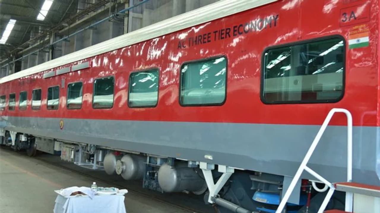 Cancel Trains Today: 13 नवंबर को कैंसिल हुईं 146 ट्रेनें, यहां देखें पूरी लिस्ट Cancel Trains Today: 13 नवंबर को कैंसिल हुईं 146 ट्रेनें, यहां देखें पूरी लिस्ट