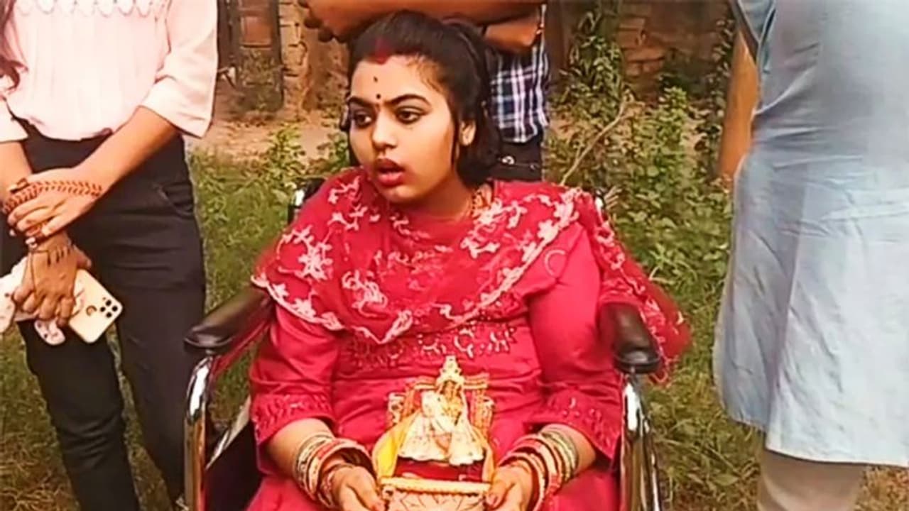 नहीं देखी होगी ऐसी शादी... भगवान कृष्ण के साथ पिता ने कराई बेटी की शादी, वजह जानकर दिल हो जाएगा खुश नहीं देखी होगी ऐसी शादी... भगवान कृष्ण के साथ पिता ने कराई बेटी की शादी, वजह जानकर दिल हो जाएगा खुश