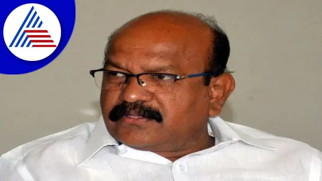 ಪ್ರಿಯಾಂಕ್ ಖರ್ಗೆ, ಕಾಂಗ್ರೆಸ್ಸಿಗರು ಹೆದರಿದ್ದಾರೆ: ಸಂಸದ ಜಾಧವ್ ಪ್ರಿಯಾಂಕ್ ಖರ್ಗೆ, ಕಾಂಗ್ರೆಸ್ಸಿಗರು ಹೆದರಿದ್ದಾರೆ: ಸಂಸದ ಜಾಧವ್