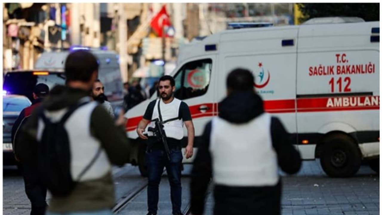 ഇസ്താംബുൾ സ്ഫോടനം; പ്രതി പിടിയിലെന്ന് റിപ്പോർട്ട്, പിന്നിൽ ഭീകരസംഘടനകൾ തന്നെയെന്ന് പ്രാഥമികവിലയിരുത്തൽ ഇസ്താംബുൾ സ്ഫോടനം; പ്രതി പിടിയിലെന്ന് റിപ്പോർട്ട്, പിന്നിൽ ഭീകരസംഘടനകൾ തന്നെയെന്ന് പ്രാഥമികവിലയിരുത്തൽ