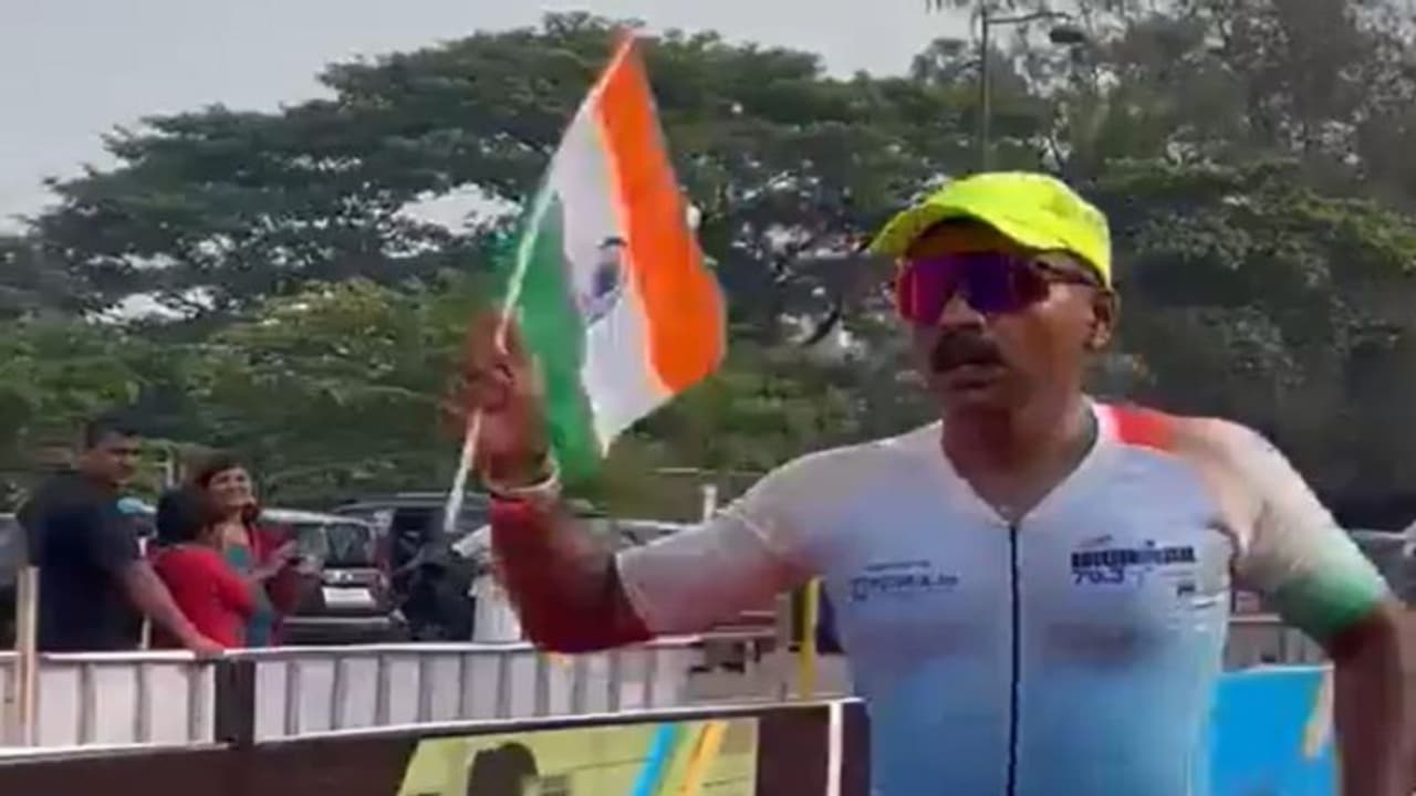 IPS ऑफिसर ने पूरा किया आयरनमैन ट्रायथलॉन रेस, आठ महीने पहले कैंसर को दी थी मात IPS ऑफिसर ने पूरा किया आयरनमैन ट्रायथलॉन रेस, आठ महीने पहले कैंसर को दी थी मात