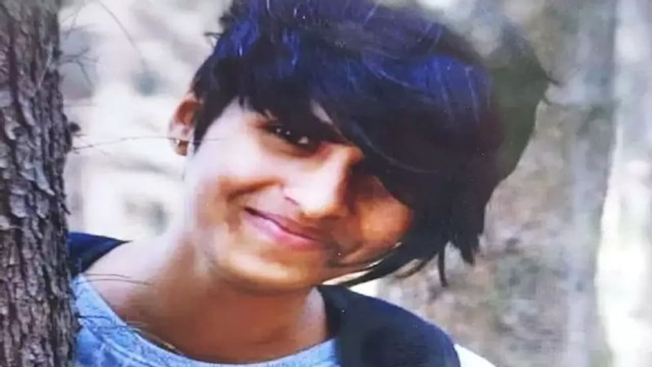 ലിവിംഗ് ടുഗതര് പങ്കാളിയെ കൊലപ്പെടുത്തി 35 കഷ്ണമാക്കി കാട്ടില് തള്ളി; യുവാവ് അറസ്റ്റിലായി.! ലിവിംഗ് ടുഗതര് പങ്കാളിയെ കൊലപ്പെടുത്തി 35 കഷ്ണമാക്കി കാട്ടില് തള്ളി; യുവാവ് അറസ്റ്റിലായി.!