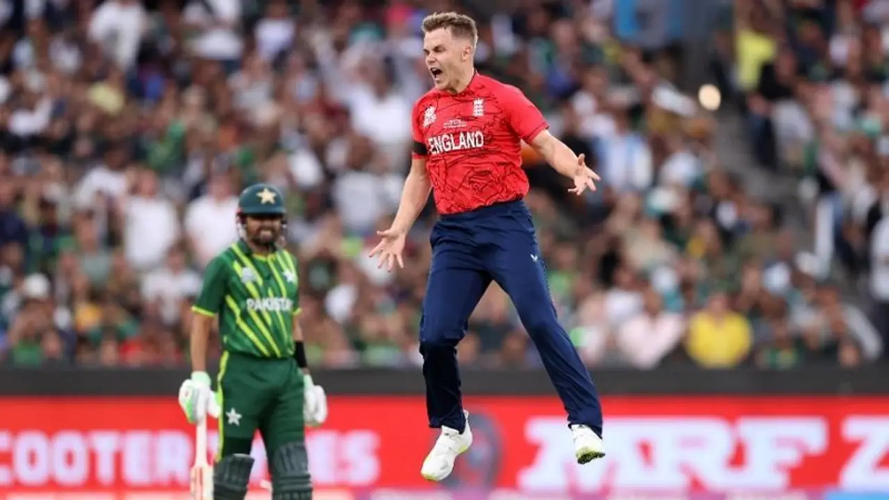 कौन है सबसे कम उम्र में 'प्लेयर ऑफ द टूर्नामेंट' बनने वाला ये खिलाड़ी, कैसे ध्वस्त किया कोहली का रिकॉर्ड कौन है सबसे कम उम्र में 'प्लेयर ऑफ द टूर्नामेंट' बनने वाला ये खिलाड़ी, कैसे ध्वस्त किया कोहली का रिकॉर्ड