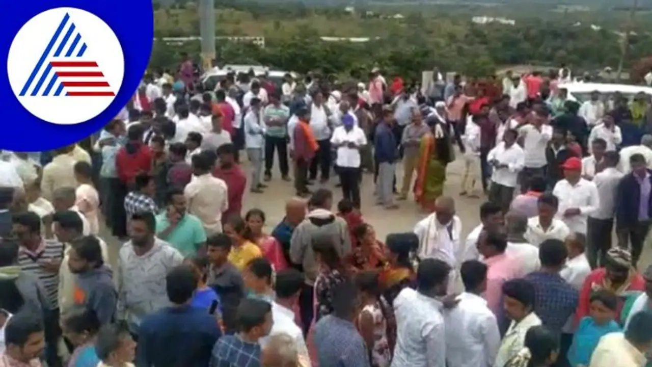 ಚುಂಚನಗಿರಿಯಲ್ಲಿ ವಧು ವರರ ಸಮಾವೇಶ: 250 ವಧುಗಳಿಗೆ, 11,750 ವರರ ನೋಂದಣಿ! ಚುಂಚನಗಿರಿಯಲ್ಲಿ ವಧು ವರರ ಸಮಾವೇಶ: 250 ವಧುಗಳಿಗೆ, 11,750 ವರರ ನೋಂದಣಿ!