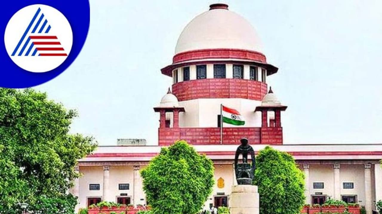 ಬಲವಂತದ ಮತಾಂತರ ದೇಶಕ್ಕೆ ಅಪಾಯ: ಸುಪ್ರೀಂ ಬಲವಂತದ ಮತಾಂತರ ದೇಶಕ್ಕೆ ಅಪಾಯ: ಸುಪ್ರೀಂ