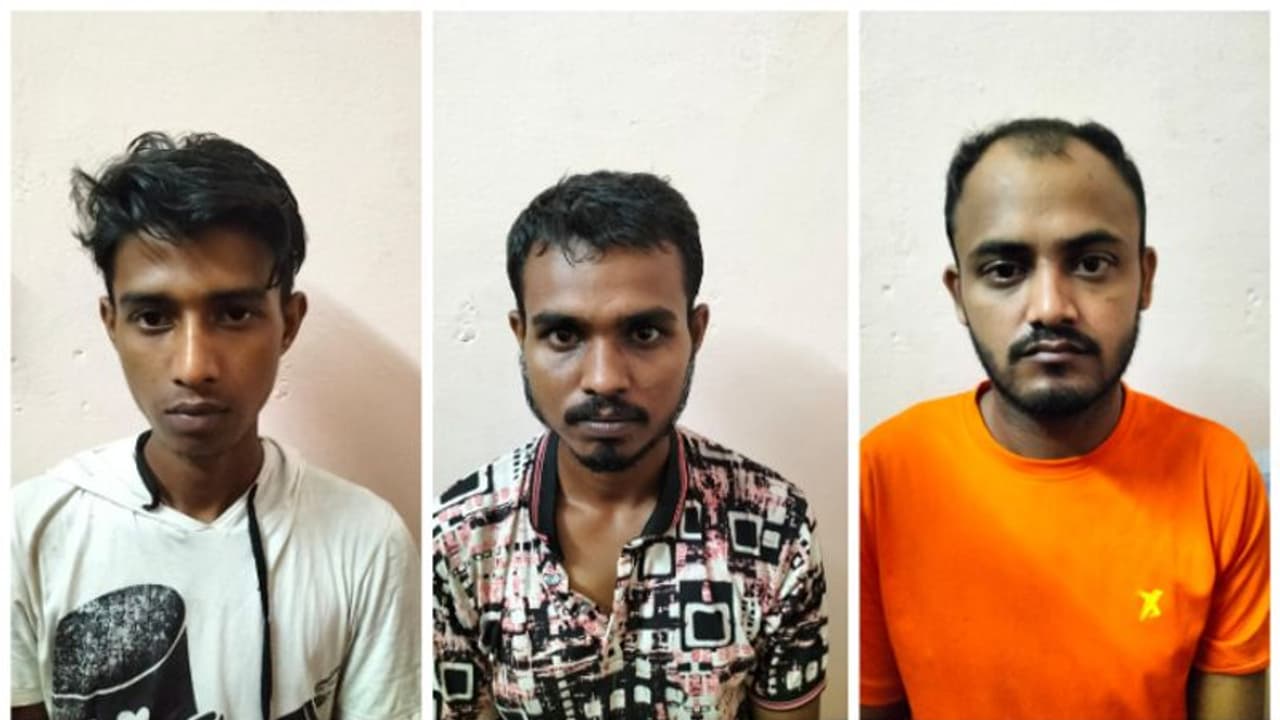 ഓഫീസ് കുത്തിത്തുറന്ന് ലാപ്പ്ടോപ്പ് മോഷ്ടിച്ചു; മയക്ക്മരുന്ന് കേസിലെ പ്രതി ഉൾപ്പെടെ 3 അതിഥി തൊഴിലാളികൾ പിടിയിൽ ഓഫീസ് കുത്തിത്തുറന്ന് ലാപ്പ്ടോപ്പ് മോഷ്ടിച്ചു; മയക്ക്മരുന്ന് കേസിലെ പ്രതി ഉൾപ്പെടെ 3 അതിഥി തൊഴിലാളികൾ പിടിയിൽ