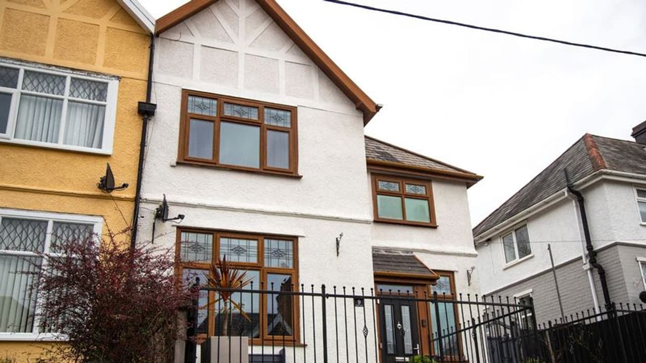 മൂന്ന് തലമുറ ഒരുമിച്ച് കൊല്ലപ്പെട്ട വീട് വിൽപനയ്ക്ക്, വില രണ്ട് കോടിക്ക് താഴെ മൂന്ന് തലമുറ ഒരുമിച്ച് കൊല്ലപ്പെട്ട വീട് വിൽപനയ്ക്ക്, വില രണ്ട് കോടിക്ക് താഴെ