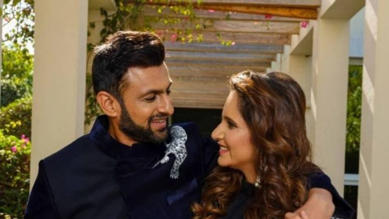 വിവാഹമോചന വാര്‍ത്തകള്‍ക്കിടെ സാനിയക്ക് ജന്‍മദിനാശംസ നേര്‍ന്ന് ഷൊയ്ബ് മാലിക്, പ്രതികരിക്കാതെ സാനിയ