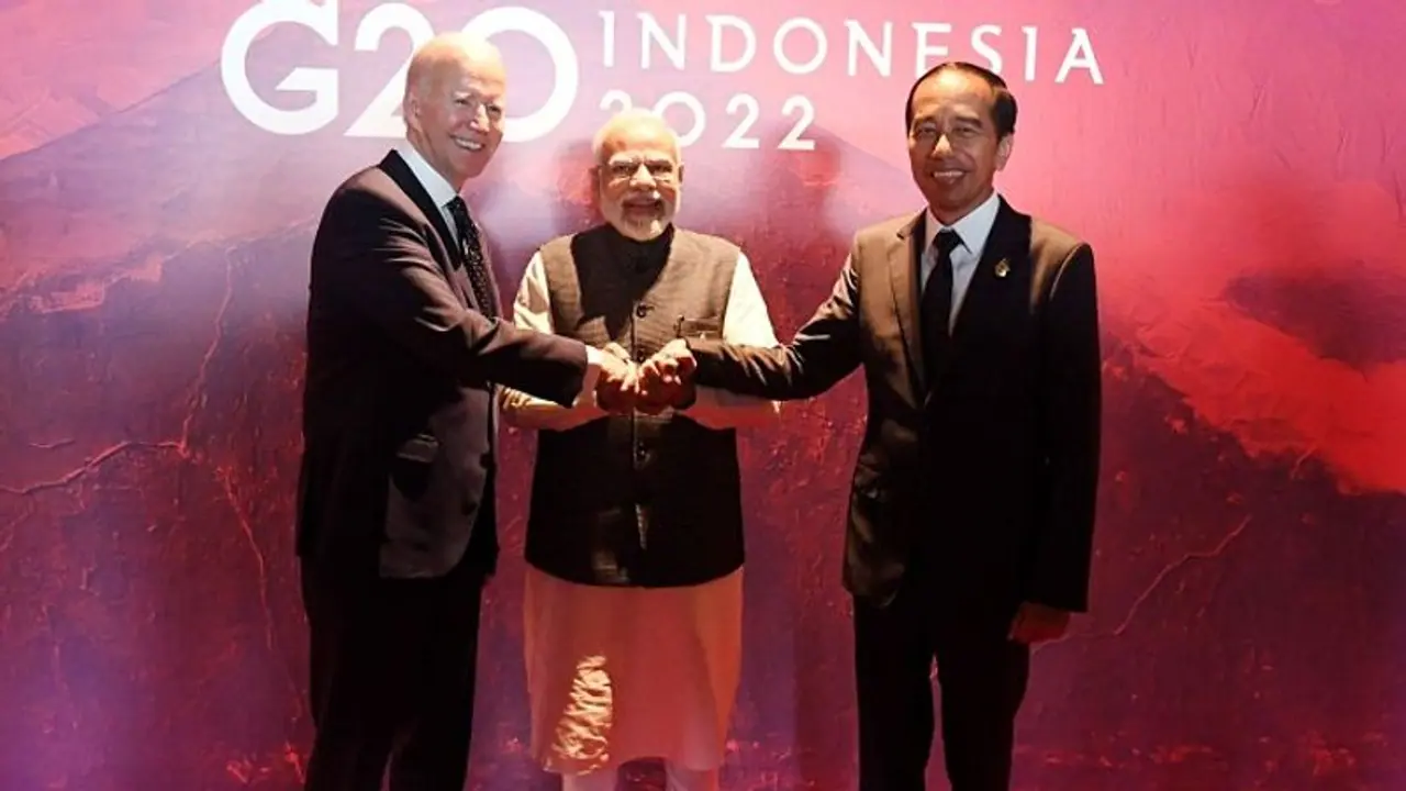 G20 Summit ಯುದ್ಧದ ಸಮಯವಲ್ಲ,ಮೋದಿ ಮಾತು ಪುನರುಚ್ಚರಿಸಿದ ವಿಶ್ವ ನಾಯಕರು! G20 Summit ಯುದ್ಧದ ಸಮಯವಲ್ಲ,ಮೋದಿ ಮಾತು ಪುನರುಚ್ಚರಿಸಿದ ವಿಶ್ವ ನಾಯಕರು!