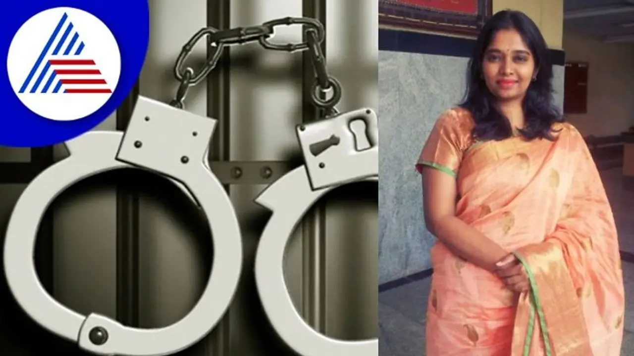 ಜಾಗದ ಖಾತೆ ಹೆಸರು ಬದಲಾವಣೆಗೆ ಲಂಚ: ವಿಶೇಷ ತಹಸೀಲ್ದಾರ್ ಅರೆಸ್ಟ್ ಜಾಗದ ಖಾತೆ ಹೆಸರು ಬದಲಾವಣೆಗೆ ಲಂಚ: ವಿಶೇಷ ತಹಸೀಲ್ದಾರ್ ಅರೆಸ್ಟ್