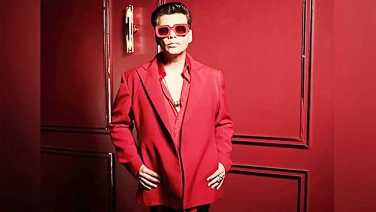 50 साल के करन जौहर आखिर क्यों पहनते हैं ओवरसाइज कपड़े हुआ खुलासा, खुद बताई इसके पीछे की वजह 50 साल के करन जौहर आखिर क्यों पहनते हैं ओवरसाइज कपड़े हुआ खुलासा, खुद बताई इसके पीछे की वजह