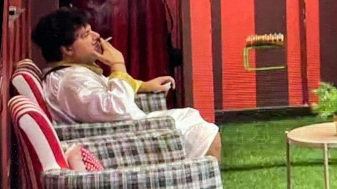 Bigg Boss 16: साजिद खान को सिगरेट फूंकता देख आगबबूला हुए लोग, बोले क्या ये बिग बॉस का जमाई है