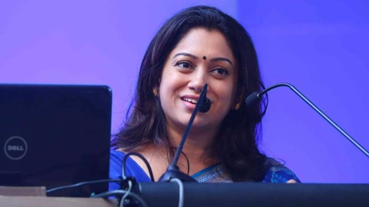 'പ്രേക്ഷക പ്രതികരണങ്ങളെ ഞാന്‍ എക്കാലവും വിലമതിച്ചിട്ടുണ്ട്'; പ്രതികരണവുമായി അഞ്ജലി മേനോന്‍