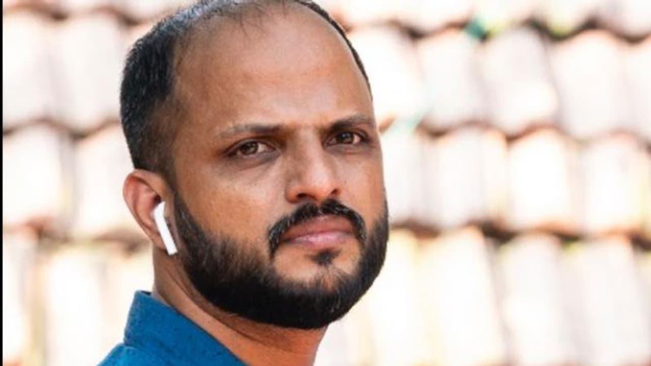 'വെളുപ്പിക്കലൊക്കെ കൊള്ളാം, ഒഴിവാക്കിയാൽ അവനവനു കൊള്ളാം'; ജൂഡ് ആന്റണി ജോസഫ് 'വെളുപ്പിക്കലൊക്കെ കൊള്ളാം, ഒഴിവാക്കിയാൽ അവനവനു കൊള്ളാം'; ജൂഡ് ആന്റണി ജോസഫ്