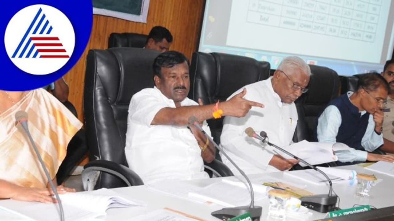 ಪ್ರತಿ ಪಂಚಾಯ್ತಿಯಲ್ಲಿ ಅಮೃತ ಸರೋವರ ನಿರ್ಮಿಸಿ: ಎ.ನಾರಾಯಣಸ್ವಾಮಿ 