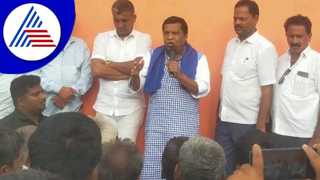 ಪಕ್ಷೇತರನಾಗಿ ಗೆಲ್ಲದಿದ್ದರೆ ಶಿರಚ್ಛೇದನ ಮಾಡಿಕೊಳ್ಳುವೆ: ಶಿವರಾಮೇಗೌಡ ಪಕ್ಷೇತರನಾಗಿ ಗೆಲ್ಲದಿದ್ದರೆ ಶಿರಚ್ಛೇದನ ಮಾಡಿಕೊಳ್ಳುವೆ: ಶಿವರಾಮೇಗೌಡ