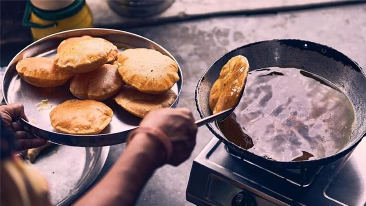 पुणे में घी तेल की सैम्पलिंग में 27% प्रॉडक्ट्स खराब निकले, कहीं आप भी तो नहीं खा रहे मिलावटी चीजें? पुणे में घी तेल की सैम्पलिंग में 27% प्रॉडक्ट्स खराब निकले, कहीं आप भी तो नहीं खा रहे मिलावटी चीजें?