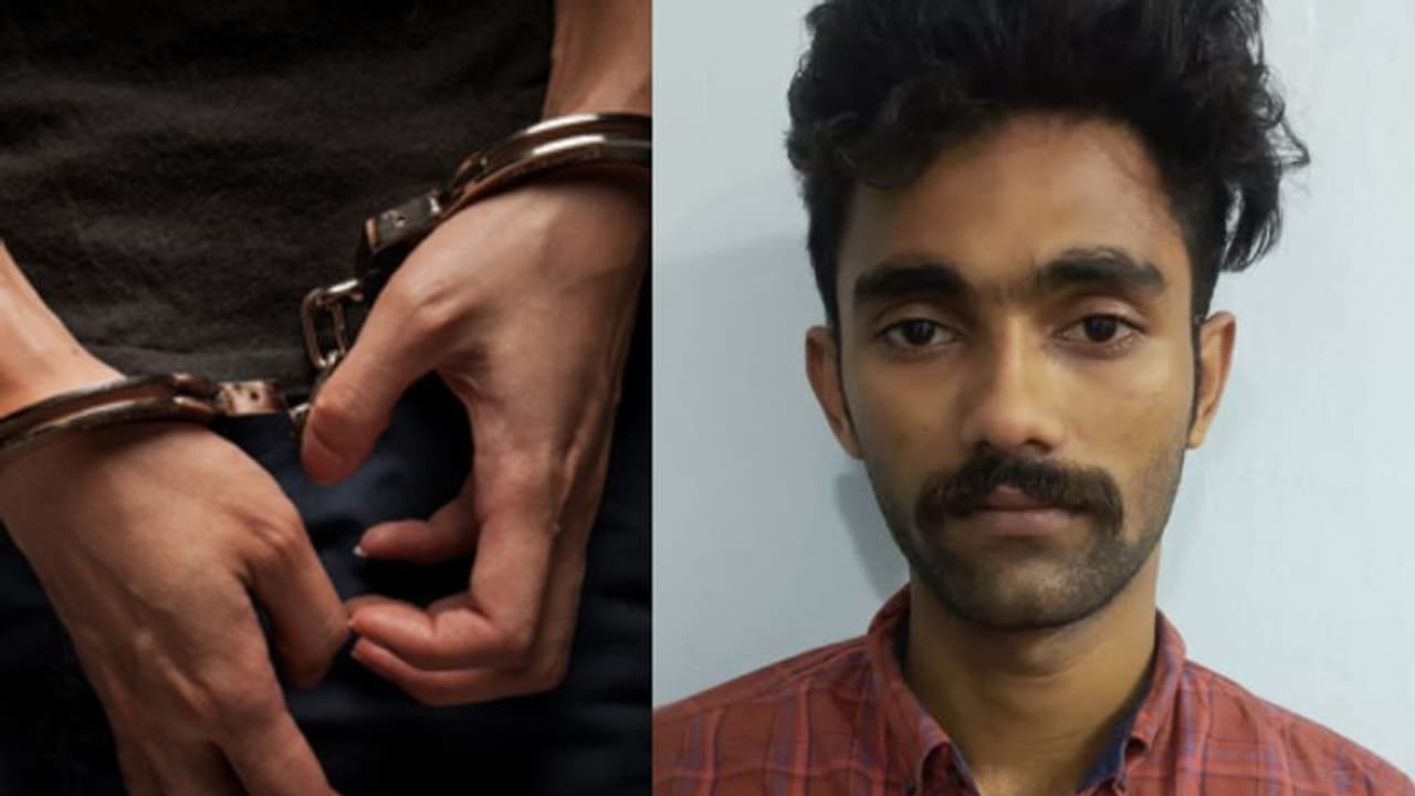 'പേയ്മെന്റ് ഓണ്ലൈനില്, കച്ചവടം കൊറിയറില്'; എം.ഡി.എം.എയുമായി കോളേജ് വിദ്യാർത്ഥി പിടിയിൽ 'പേയ്മെന്റ് ഓണ്ലൈനില്, കച്ചവടം കൊറിയറില്'; എം.ഡി.എം.എയുമായി കോളേജ് വിദ്യാർത്ഥി പിടിയിൽ