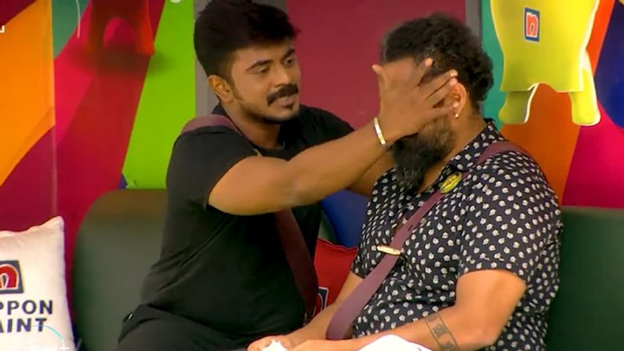 காதல் பிரேக் அப் ஆன மாதிரி கதறி அழும் ராபர்ட் மாஸ்டர்... கழுவி ஊற்றும் நெட்டிசன்கள் காதல் பிரேக் அப் ஆன மாதிரி கதறி அழும் ராபர்ட் மாஸ்டர்... கழுவி ஊற்றும் நெட்டிசன்கள்