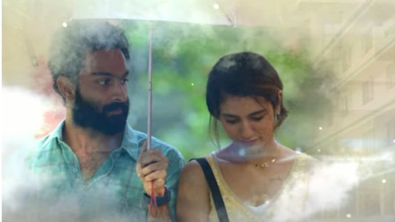 രഞ്ജിത്ത് ശങ്കറിന്റെ ക്യാമ്പസ് പ്രണയ കഥ; '4 ഇയേഴ്സി'ലെ മനോഹര മെലഡി എത്തി രഞ്ജിത്ത് ശങ്കറിന്റെ ക്യാമ്പസ് പ്രണയ കഥ; '4 ഇയേഴ്സി'ലെ മനോഹര മെലഡി എത്തി