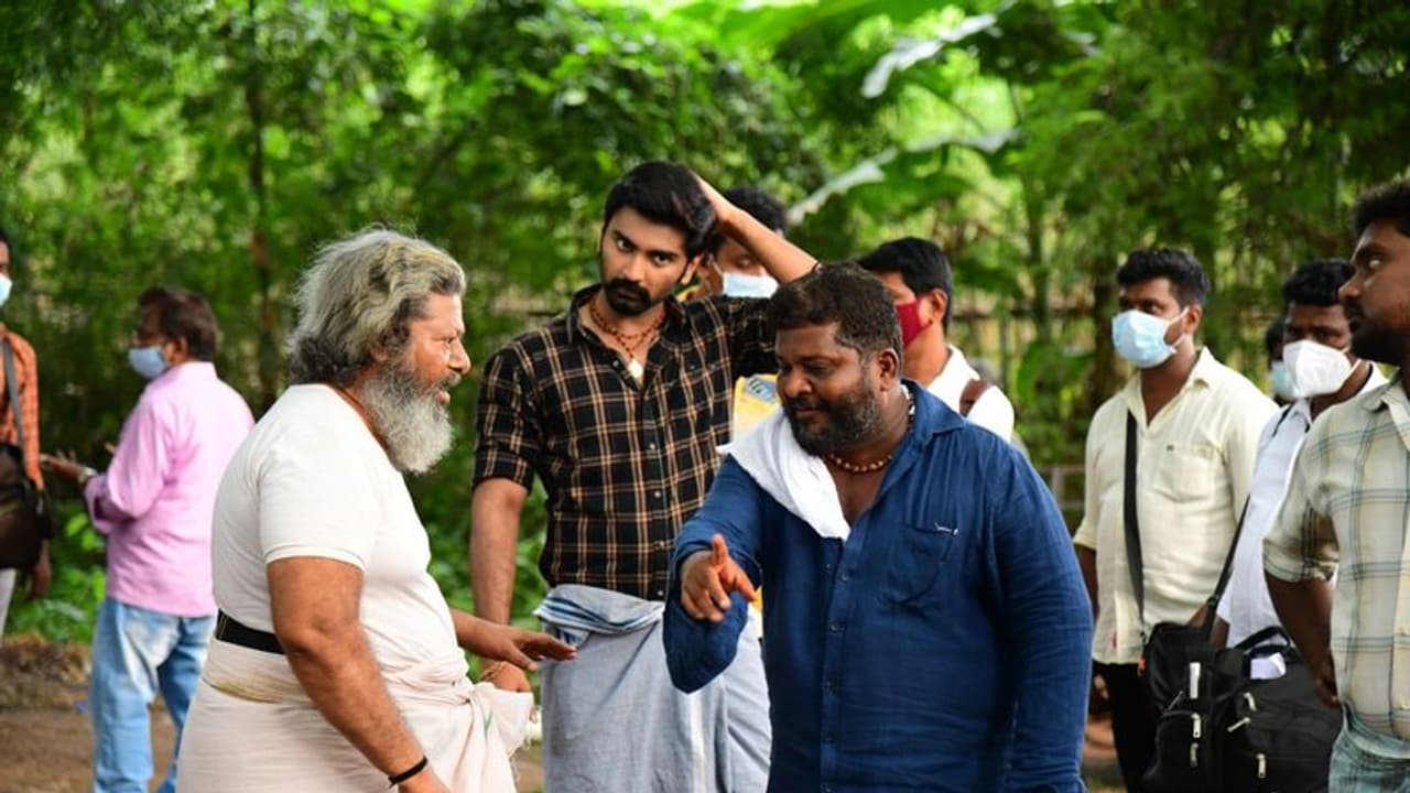 ஒரு ஊரை எதிர்த்து குடும்பமே கபடி விளையாடும் திரைப்படம் 'பட்டத்து அரசன்'! ஒரு ஊரை எதிர்த்து குடும்பமே கபடி விளையாடும் திரைப்படம் 'பட்டத்து அரசன்'!