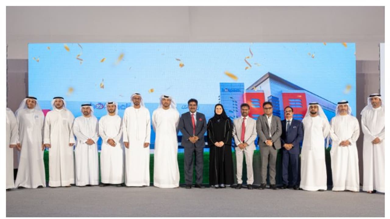 ഹോട്ട്പാക്കിന്റെ 250 മില്യന് ദിര്ഹം പ്ലാന്റ് എന്ഐപിയില് മന്ത്രി സാറ അല് അമീരി ഉദ്ഘാടനം ചെയ്തു ഹോട്ട്പാക്കിന്റെ 250 മില്യന് ദിര്ഹം പ്ലാന്റ് എന്ഐപിയില് മന്ത്രി സാറ അല് അമീരി ഉദ്ഘാടനം ചെയ്തു