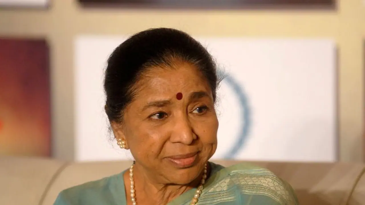 Asha Bhosle to be felicitated with the Lata Deenanath Mangeshkar award Asha Bhosle to be felicitated with the Lata Deenanath Mangeshkar award