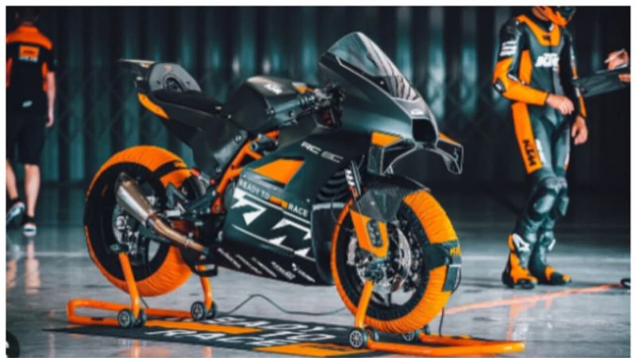 വെറും രണ്ട് മിനിറ്റും 38 സെക്കൻഡും മാത്രം, ഈ ബൈക്ക് മുഴുവനും വിറ്റുതീർന്നു! വെറും രണ്ട് മിനിറ്റും 38 സെക്കൻഡും മാത്രം, ഈ ബൈക്ക് മുഴുവനും വിറ്റുതീർന്നു!