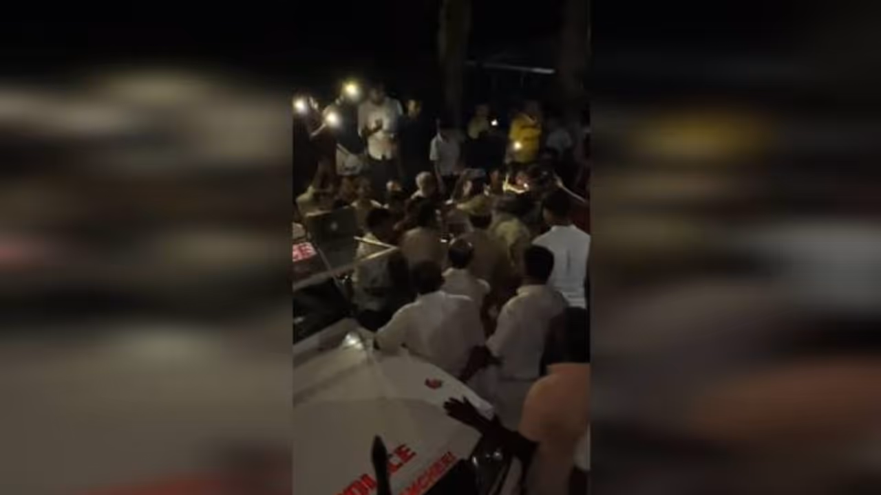 തിരൂരിൽ തോണി മറിഞ്ഞ് കാണാതായ രണ്ടുപേരുടെ കൂടി മൃതദേഹം കണ്ടെത്തി, മരണം നാലായി തിരൂരിൽ തോണി മറിഞ്ഞ് കാണാതായ രണ്ടുപേരുടെ കൂടി മൃതദേഹം കണ്ടെത്തി, മരണം നാലായി