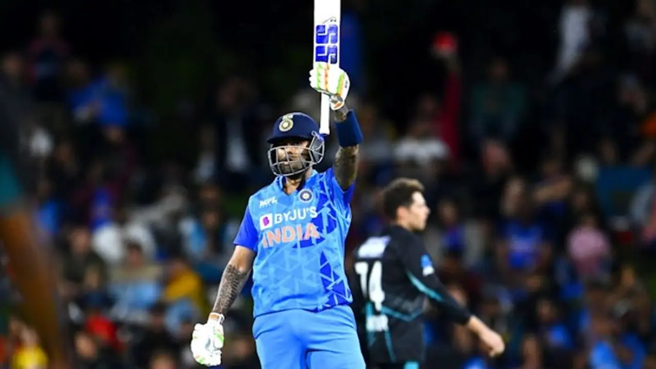 ICC T20 Rankings: ಸೂರ್ಯಕುಮಾರ್ ಯಾದವ್ ಅಗ್ರಸ್ಥಾನದಲ್ಲೇ ಭದ್ರ, 4ನೇ ಸ್ಥಾನಕ್ಕೆ ಜಾರಿದ ಬಾಬರ್ ಅಜಂ..!