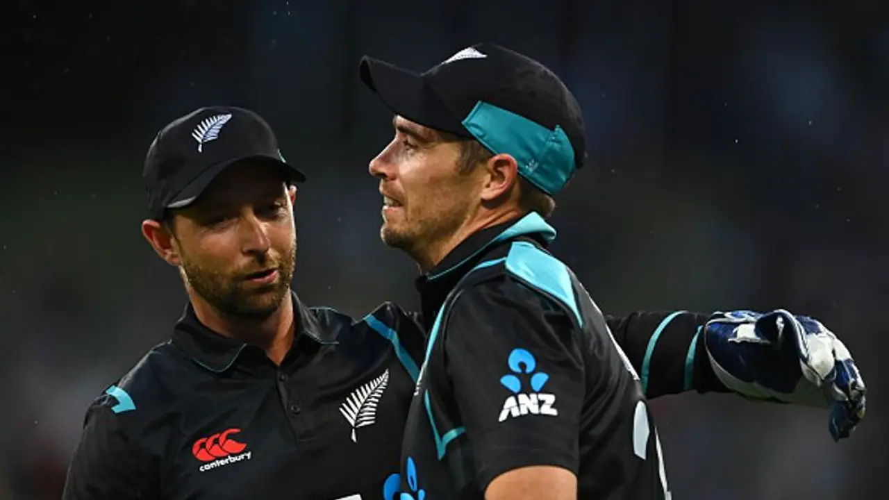 NZ vs IND: இந்தியாவிற்கு எதிராக ஹாட்ரிக்..! டி20 கிரிக்கெட்டில் 2வது ஹாட்ரிக்கை வீழ்த்தி டிம் சௌதி சாதனை NZ vs IND: இந்தியாவிற்கு எதிராக ஹாட்ரிக்..! டி20 கிரிக்கெட்டில் 2வது ஹாட்ரிக்கை வீழ்த்தி டிம் சௌதி சாதனை