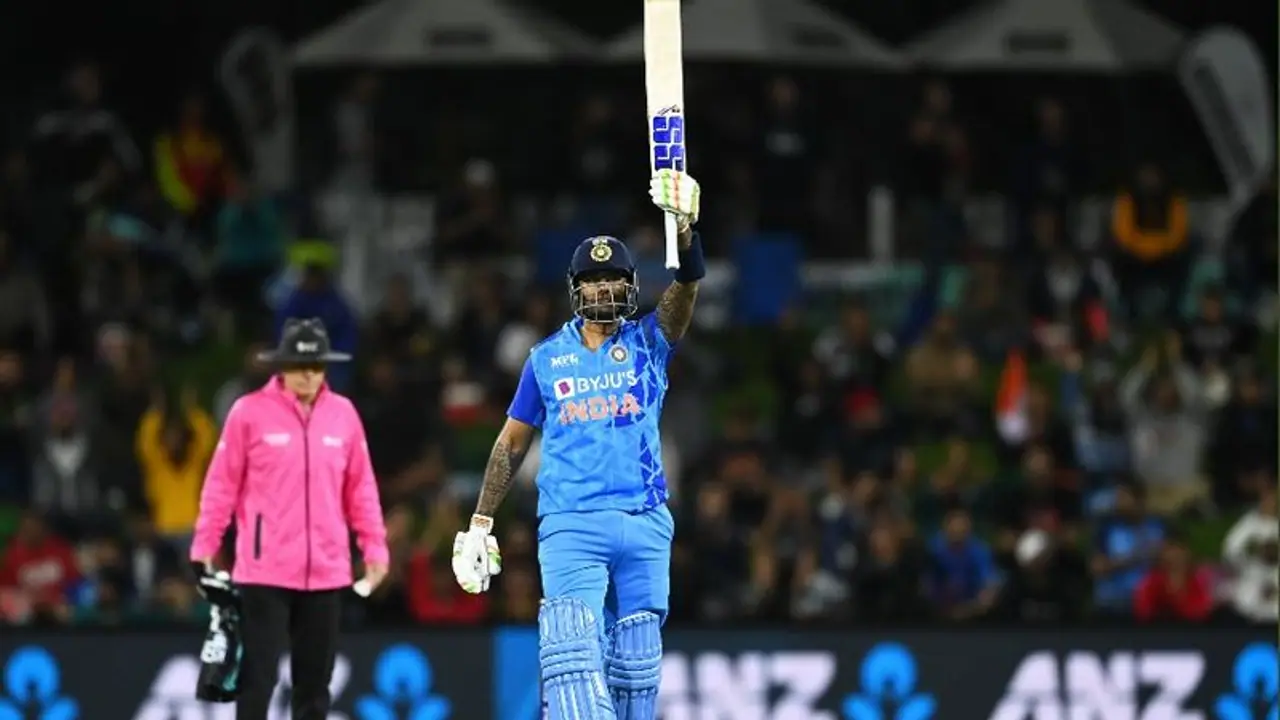 Surya T20 Century: सूर्या की पारी पर फिदा क्रिकेटर्स, इरफान बोले 'ये बंदा किसी भी ग्रह पर बैटिंग कर सकता है' Surya T20 Century: सूर्या की पारी पर फिदा क्रिकेटर्स, इरफान बोले 'ये बंदा किसी भी ग्रह पर बैटिंग कर सकता है'