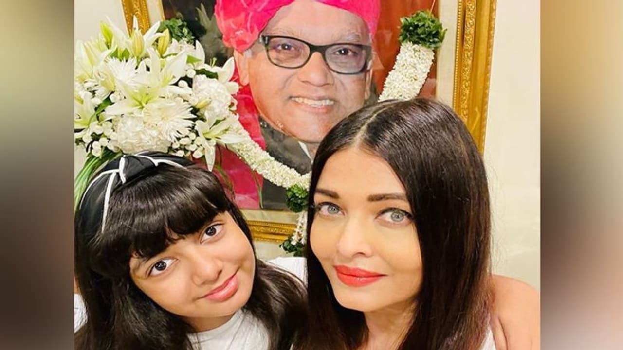 पापा की बर्थ एनिवर्सरी पर इमोशनल हुई ऐश्वर्या राय बच्चन, फोटो शेयर कर लिखा हैप्पी बर्थडे डैडी अज्जा पापा की बर्थ एनिवर्सरी पर इमोशनल हुई ऐश्वर्या राय बच्चन, फोटो शेयर कर लिखा हैप्पी बर्थडे डैडी अज्जा