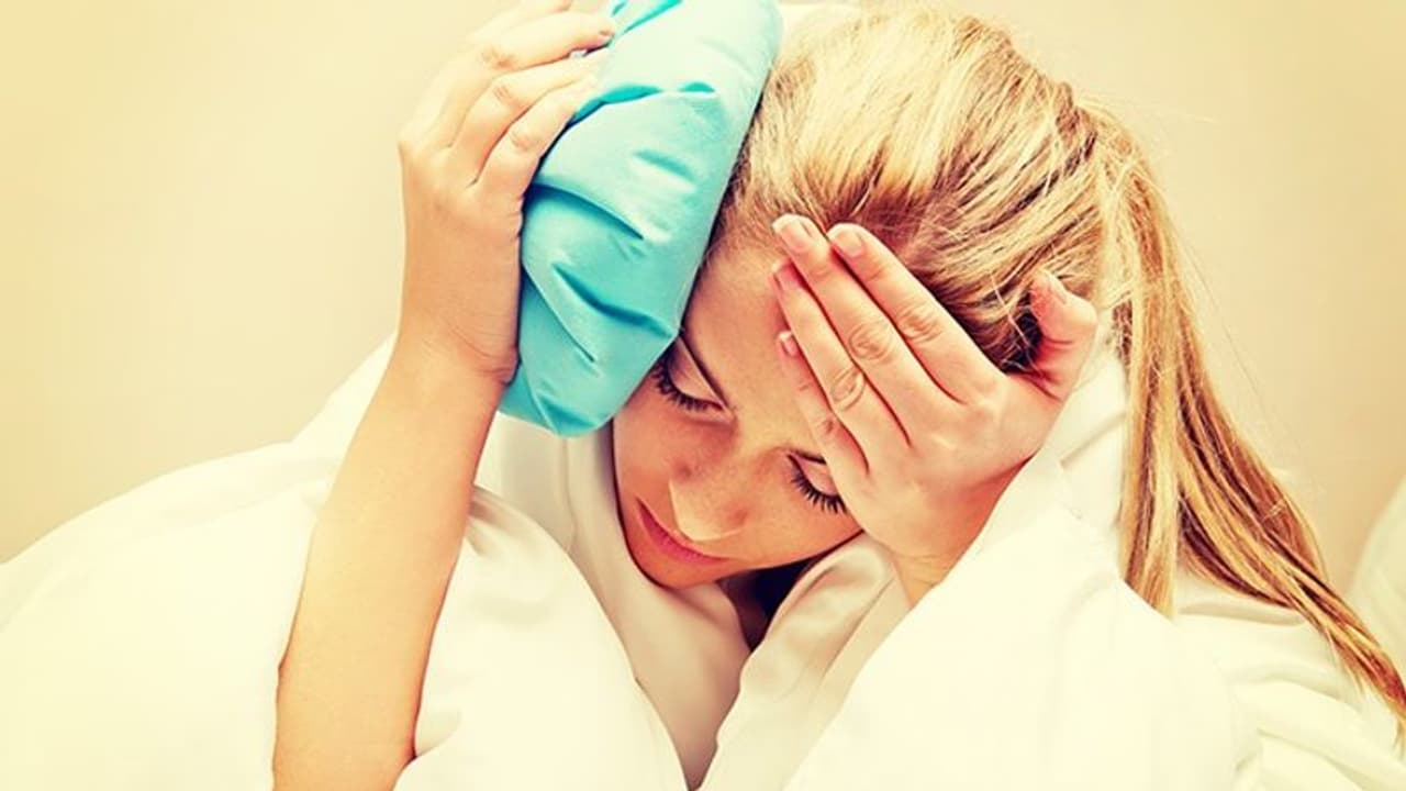 வீட்டு வைத்தியம் மூலம் தலைவலியை ஓட.... ஓட... விரட்டும் 5 வழிமுறைகள்..!!