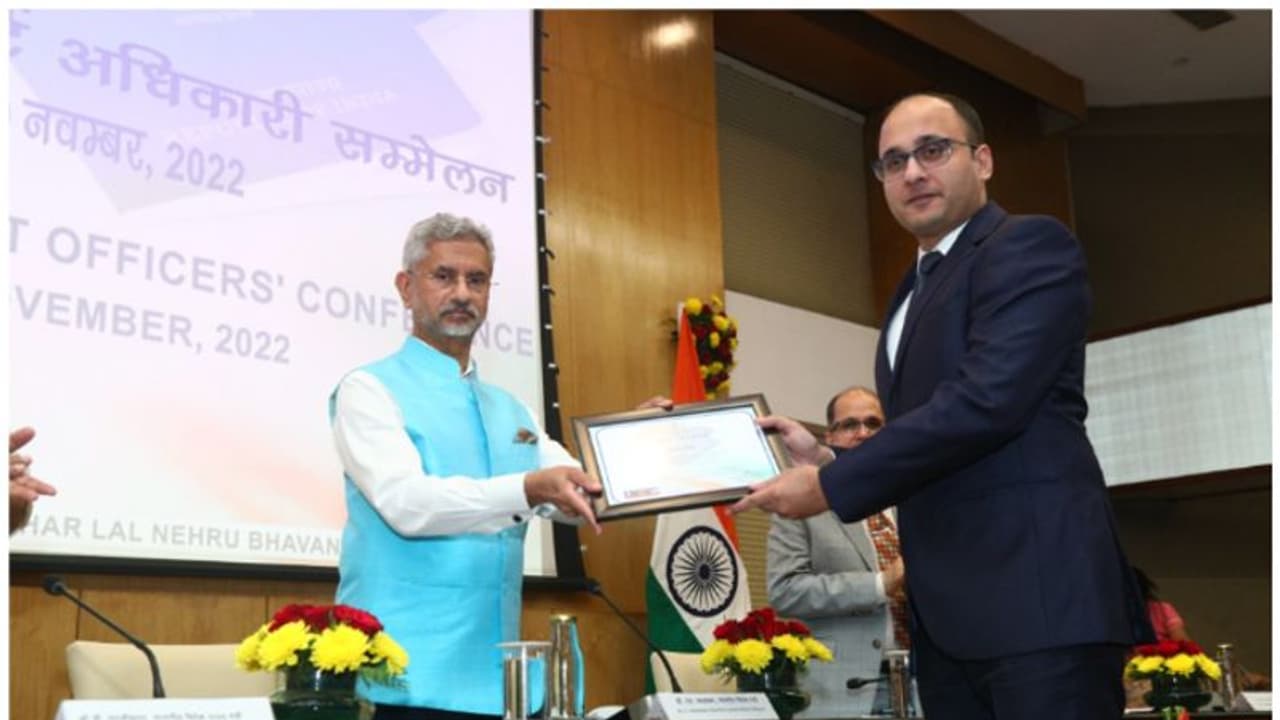 പാസ്പോര്ട്ട് അപേക്ഷകളിലെ പരിശോധന മികവിന് കേരള പോലീസിന് അംഗീകാരം,കാലതാമസം ഒഴിവാക്കുന്നതില് വലിയ നേട്ടം പാസ്പോര്ട്ട് അപേക്ഷകളിലെ പരിശോധന മികവിന് കേരള പോലീസിന് അംഗീകാരം,കാലതാമസം ഒഴിവാക്കുന്നതില് വലിയ നേട്ടം